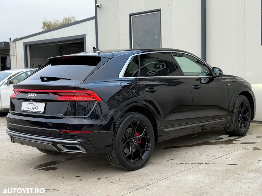 Audi Q8 - 31