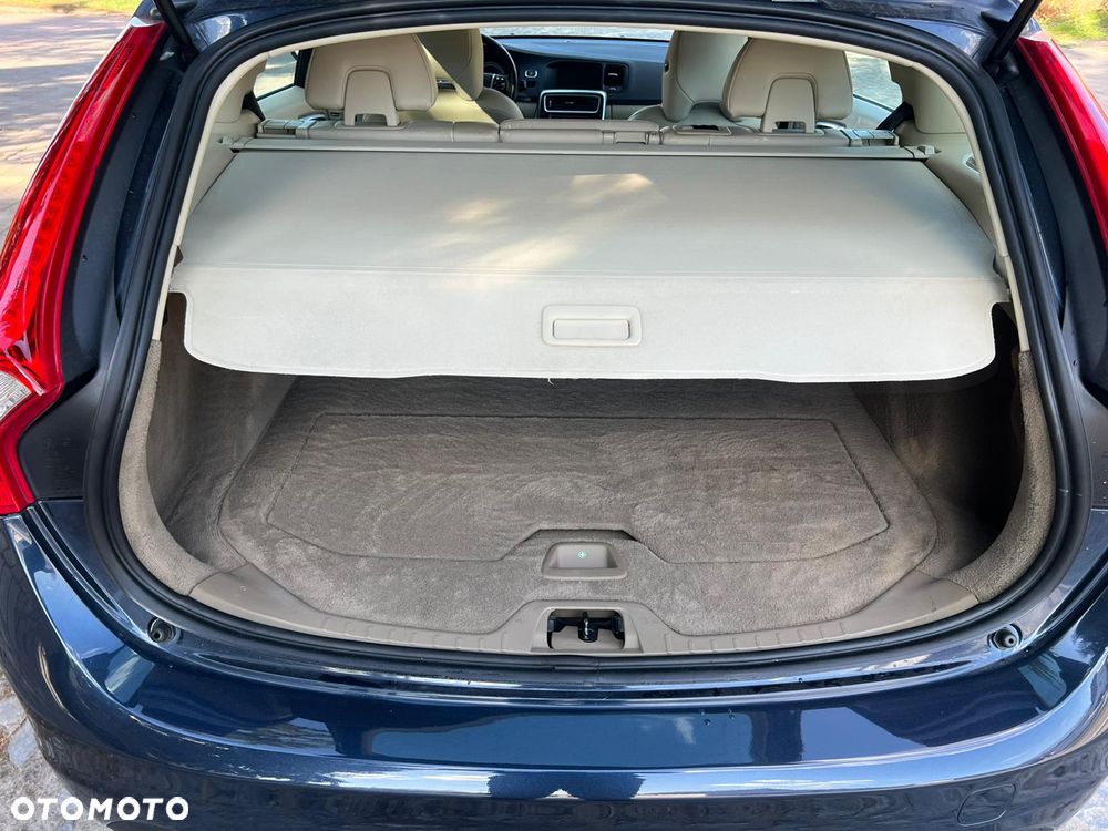 Volvo V60 T4 Summum - 26