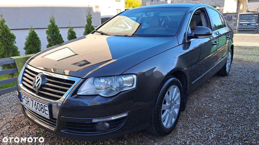 Volkswagen Passat 2.0 TDI DPF Highline - 6