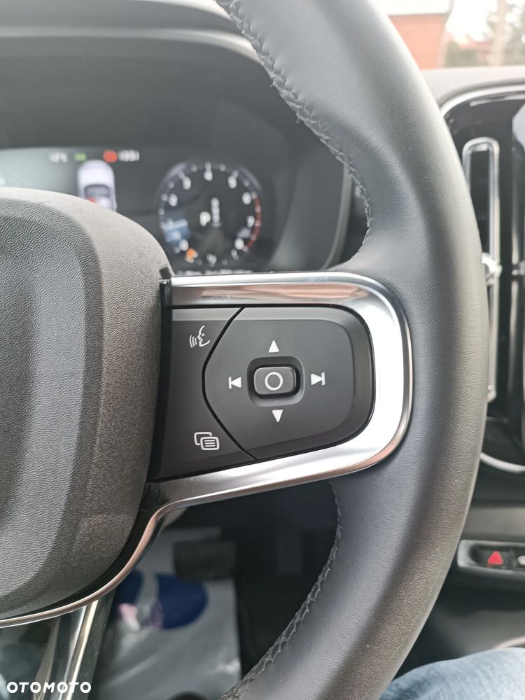 Volvo XC 40 T2 Core - 28