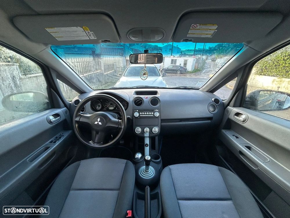 Mitsubishi Colt 1.1 Invite JLL/FN/CAV - 5