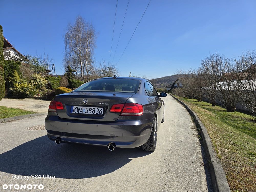 BMW Seria 3 335i - 2