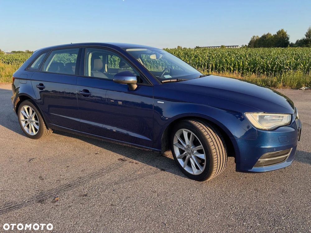 Audi A3 Sportback 1.6 TDI Ambition S tronic - 6