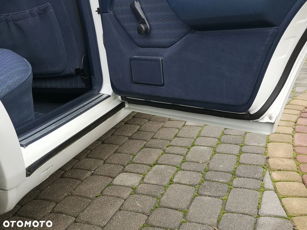 Mercedes-Benz W124 (1984-1993) - 25