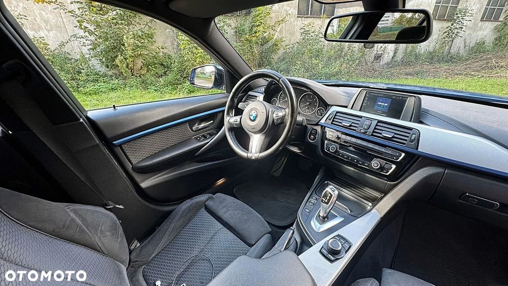 BMW Seria 3 320d - 15