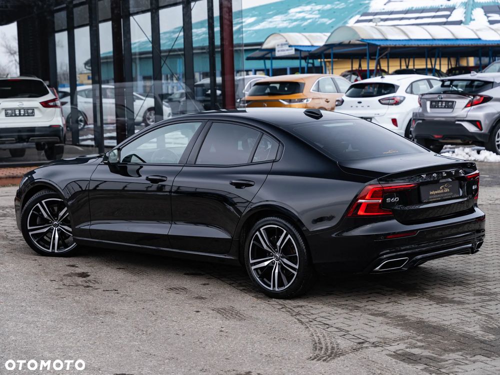 Volvo S60 B4 B DKG Plus Dark - 11