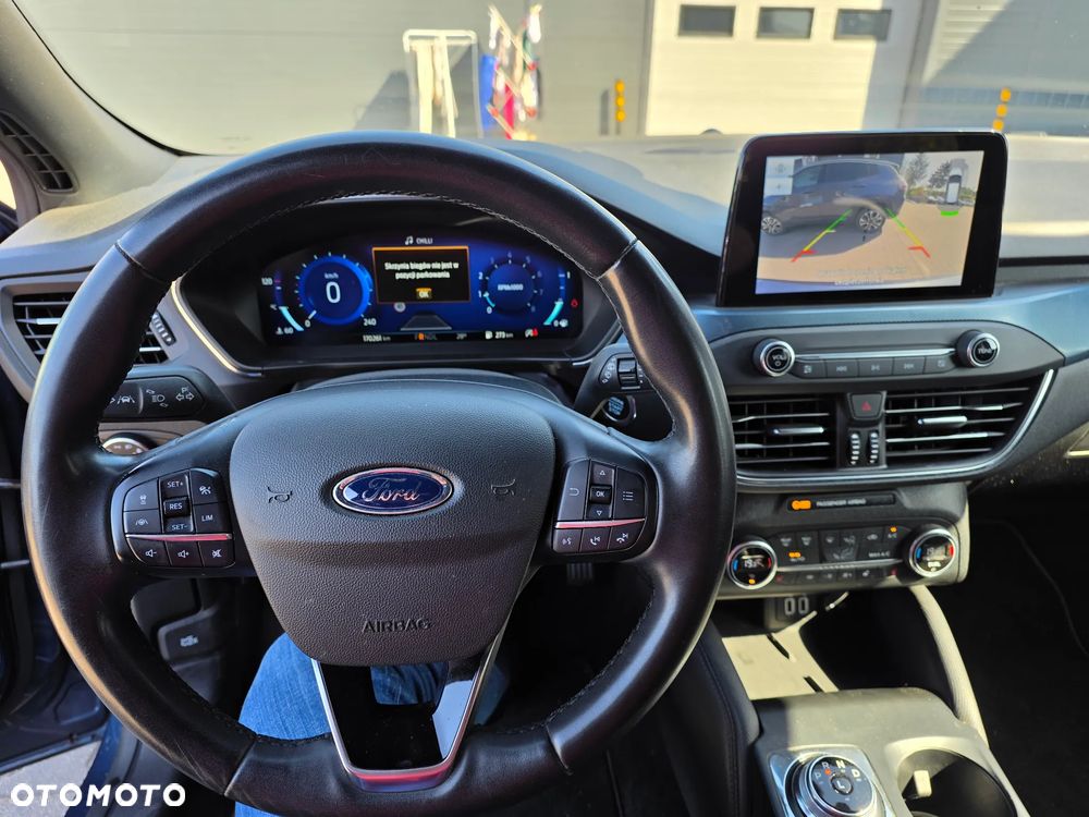 Ford Focus 1.5 EcoBoost Active X - 13
