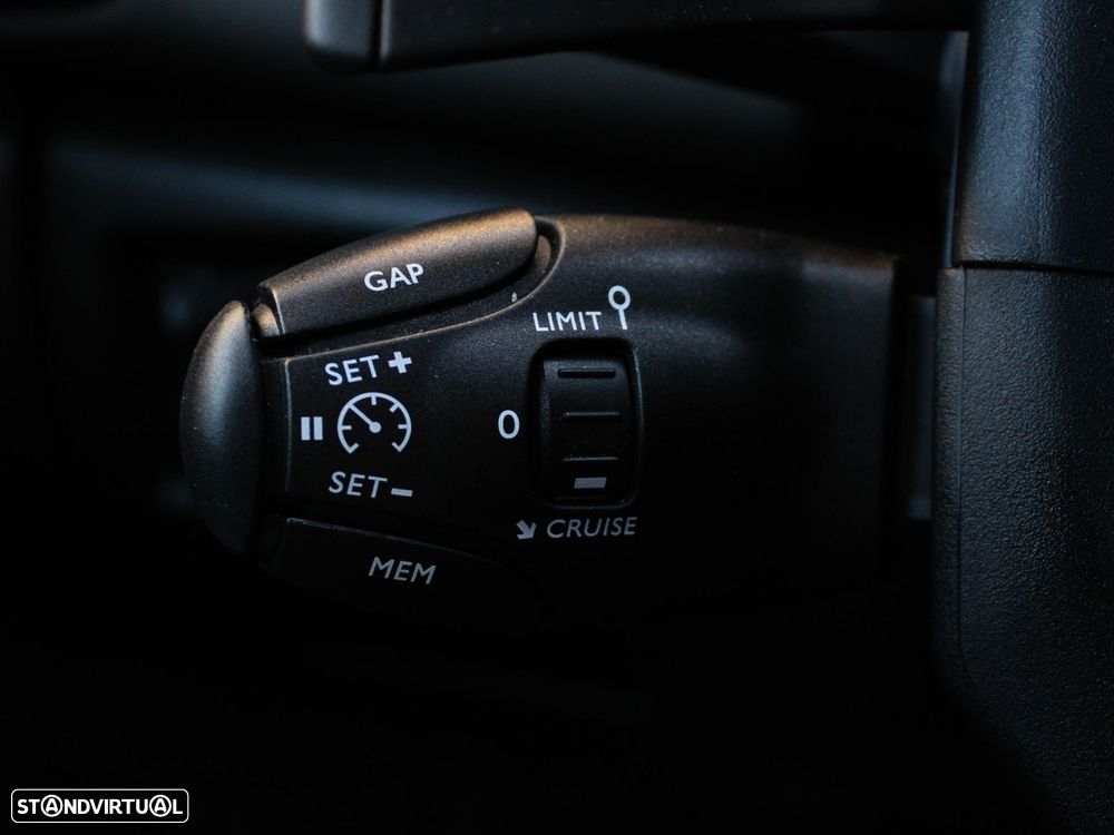 Citroën C5 Aircross 1.2 PureTech Shine EAT8 - 28