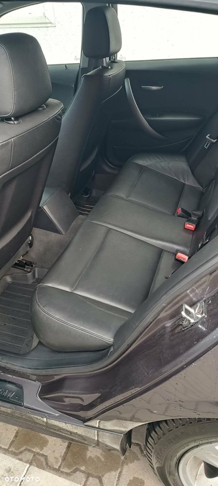 BMW Seria 1 116i - 6