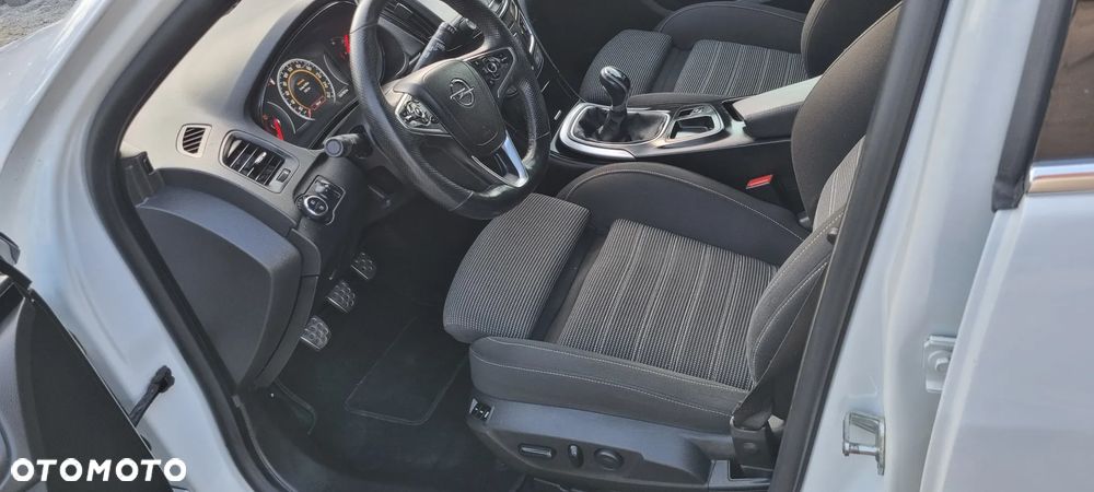 Opel Insignia 2.0 Exclusive - 12