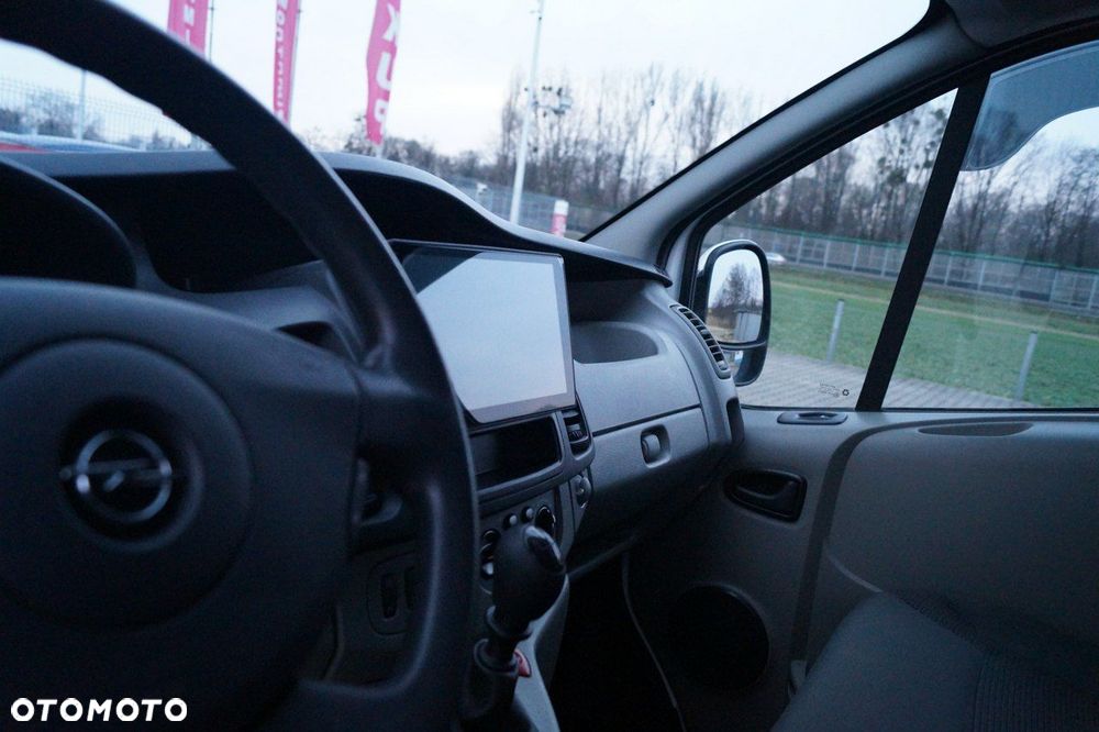 Opel Vivaro - 14
