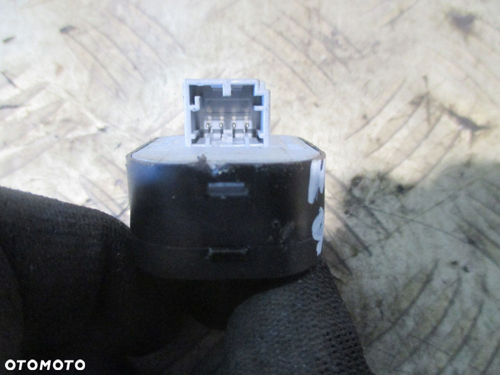 PRZEŁĄCZNIK REGULACJI LUSTEREK AUDI A4 S4 B6 8E 8H 8E0959565 - 3