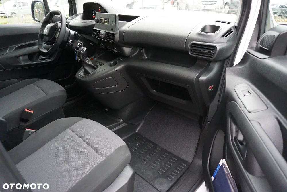 Peugeot PARTNER - 13