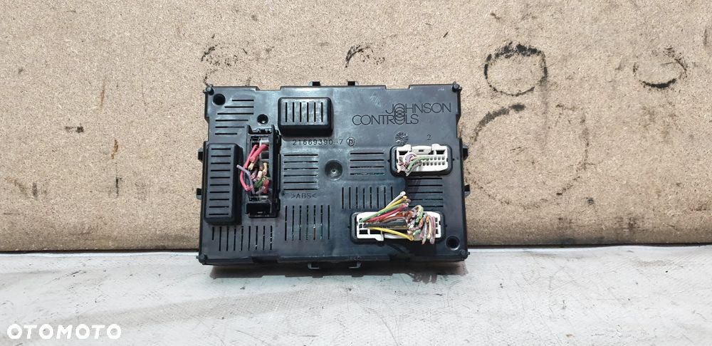 Renault Clio III 1.5 DCI Moduł Sterownik BCM 8201054128 - 2