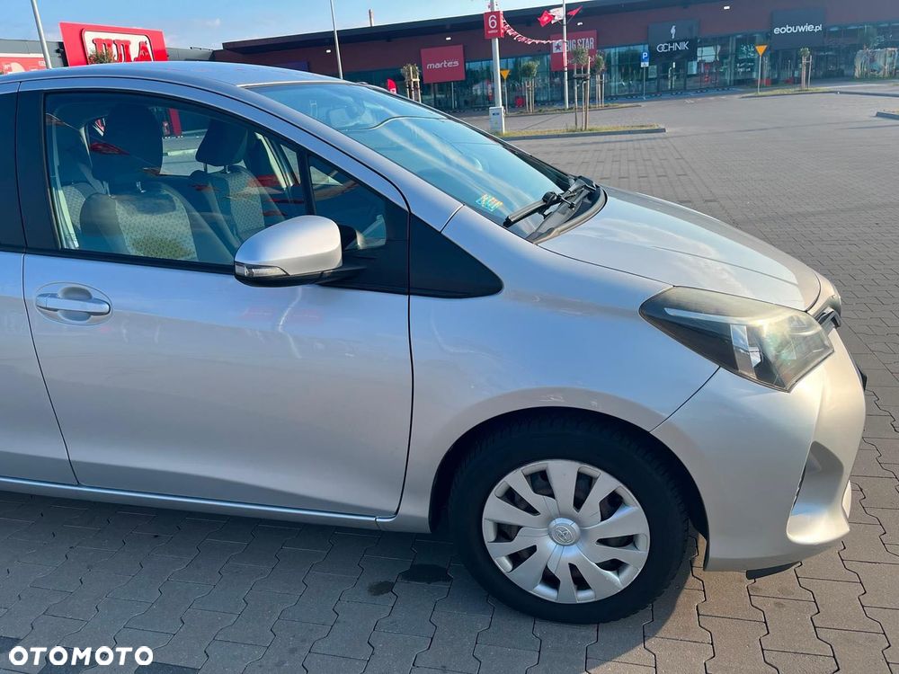 Toyota Yaris - 7