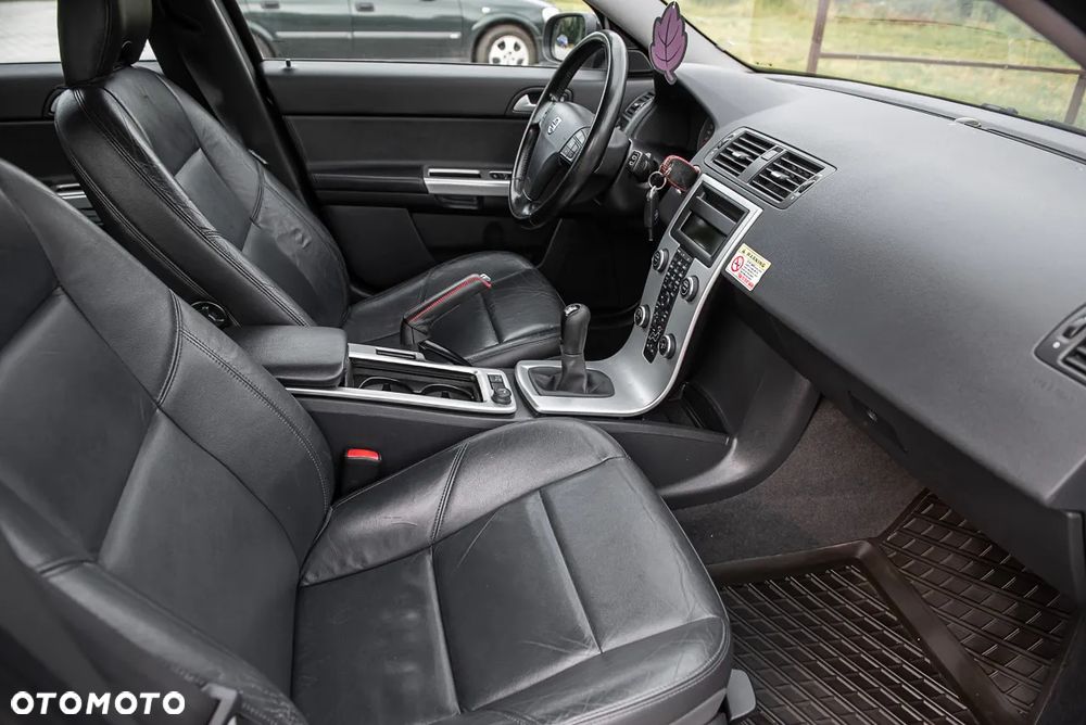 Volvo V50 - 27