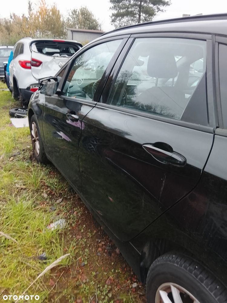 BMW Seria 2 - 25