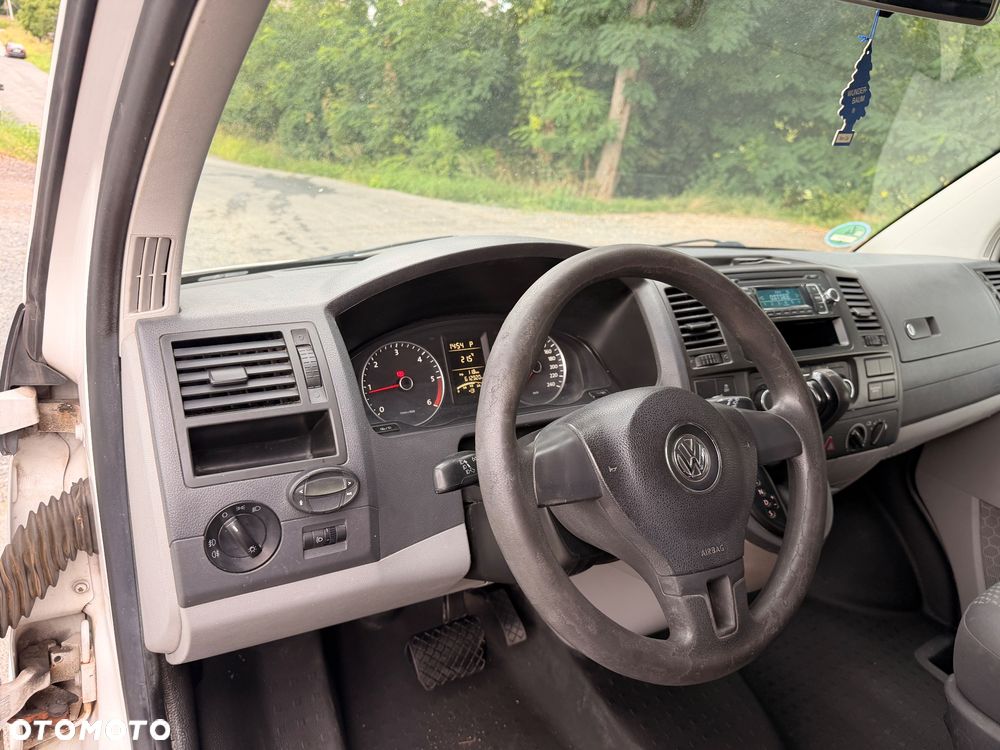Volkswagen Transporter - 18