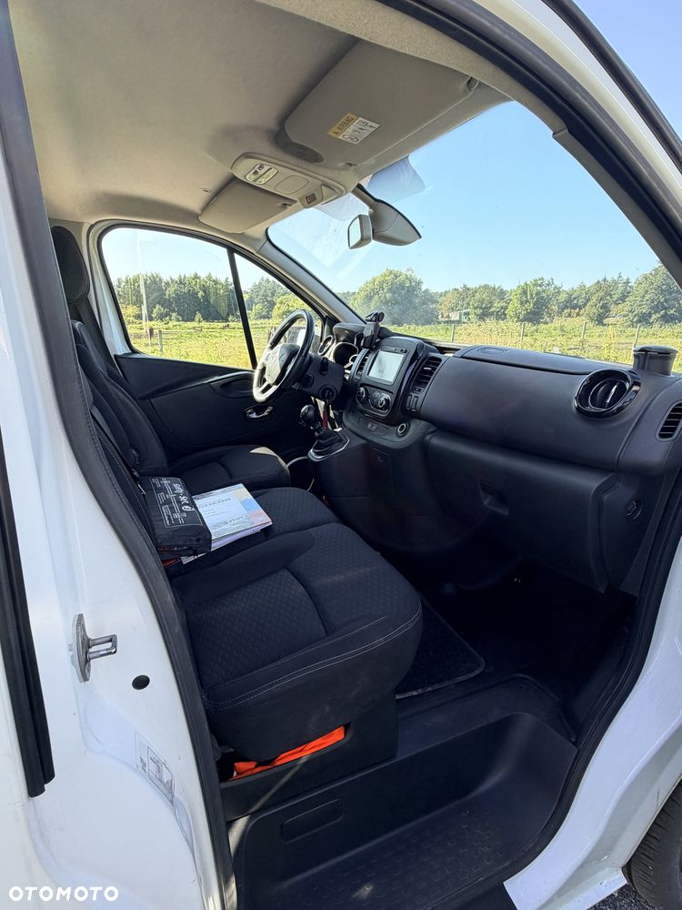 Opel Vivaro - 14