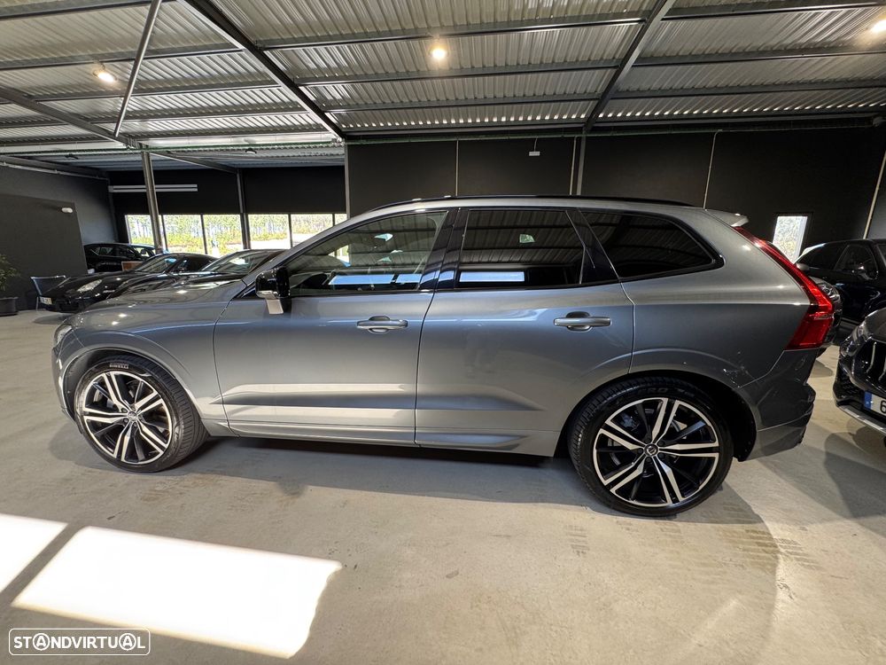 Volvo XC 60 2.0 B5 R-Design AWD - 4