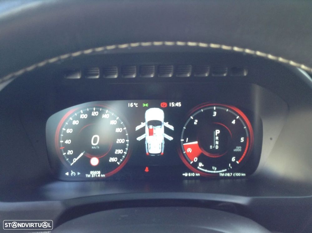 Volvo XC 90 2.0 D4 R-Design - 20