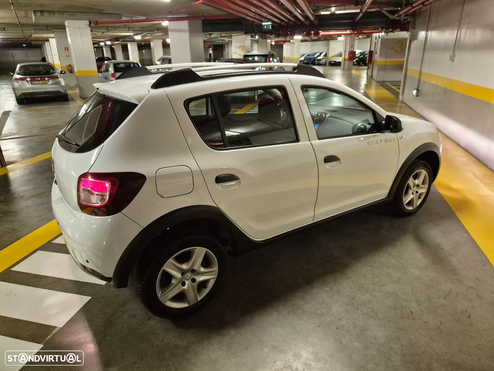 Dacia Sandero 0.9 TCe Stepway - 10