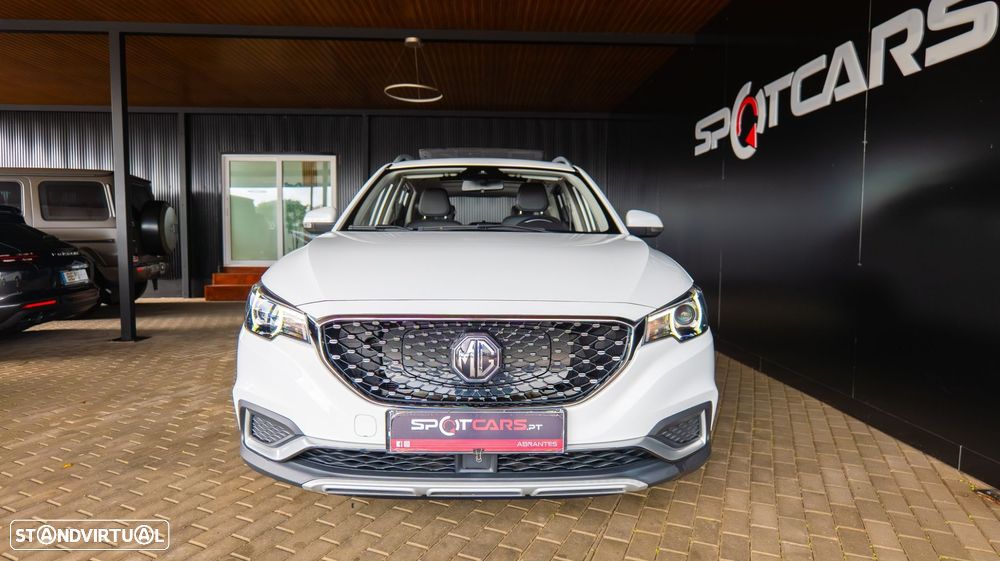 MG ZS EV Luxury - 2