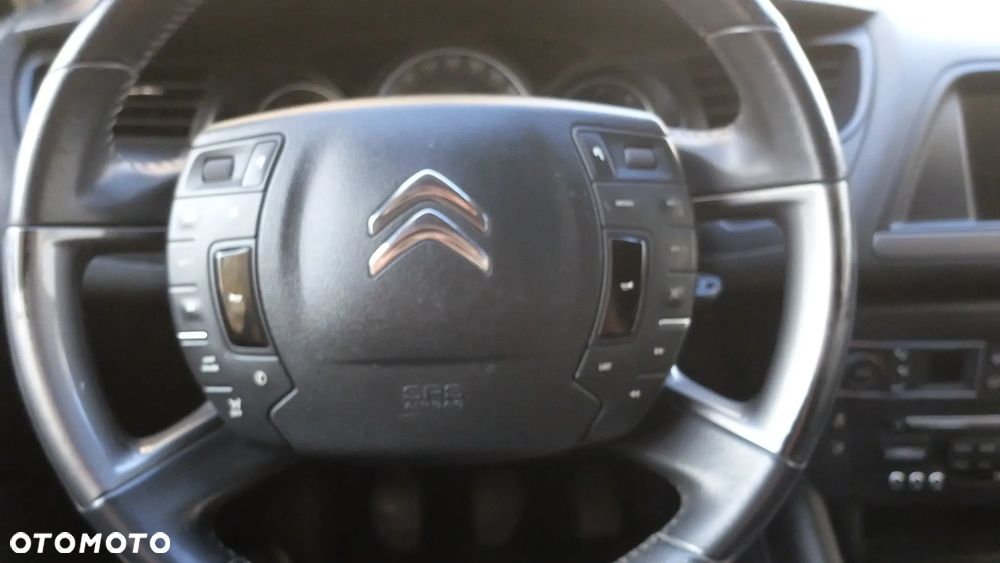 Citroën C5 HDi 165 FAP CrossTourer - 33