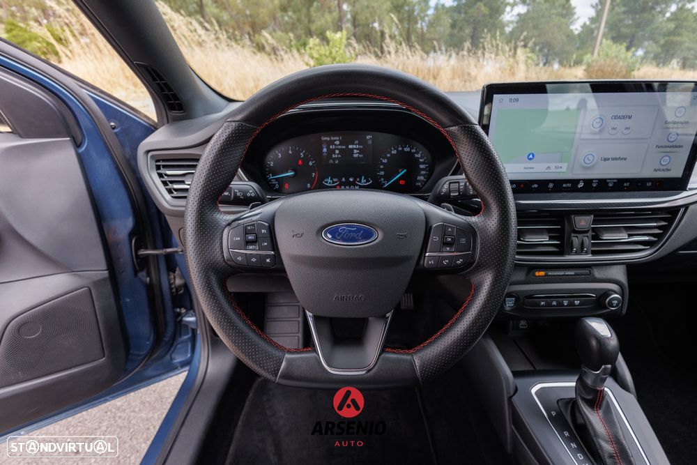 Ford Focus SW 1.0 EcoBoost Hybrid Aut. ST-LINE - 26