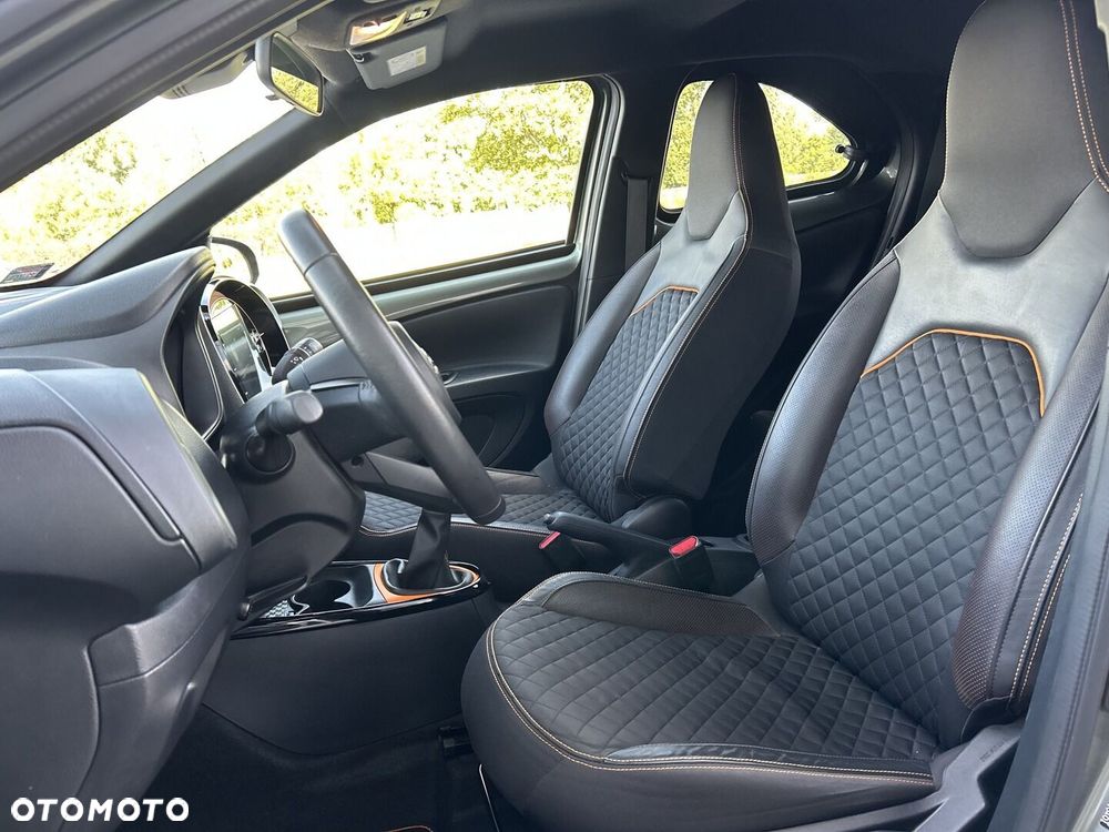 Toyota Aygo X 1.0 VVT-i Limited - 9