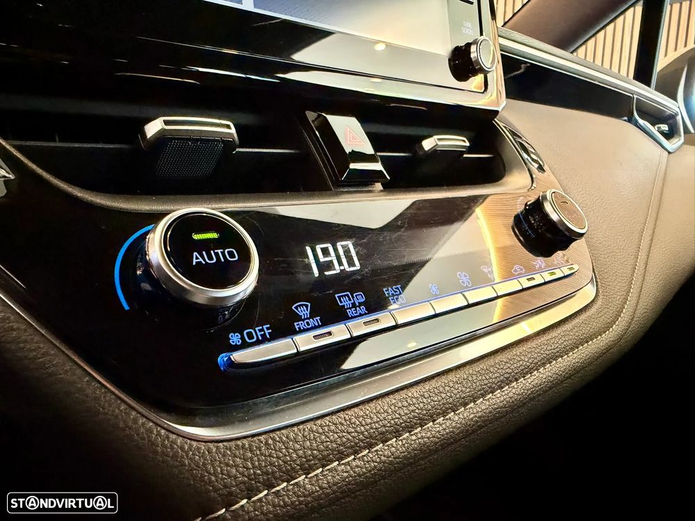 Toyota Corolla Touring Sports 1.8 Hybrid Exclusive - 15