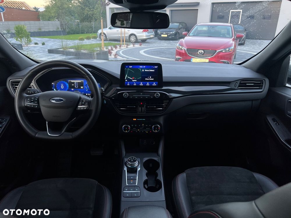 Ford Kuga 2.0 TDCi FWD ST-Line - 27
