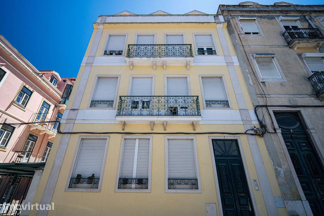 Apartamento T3 com Terraço de 50 m² - Arroios - Lisboa - View 5