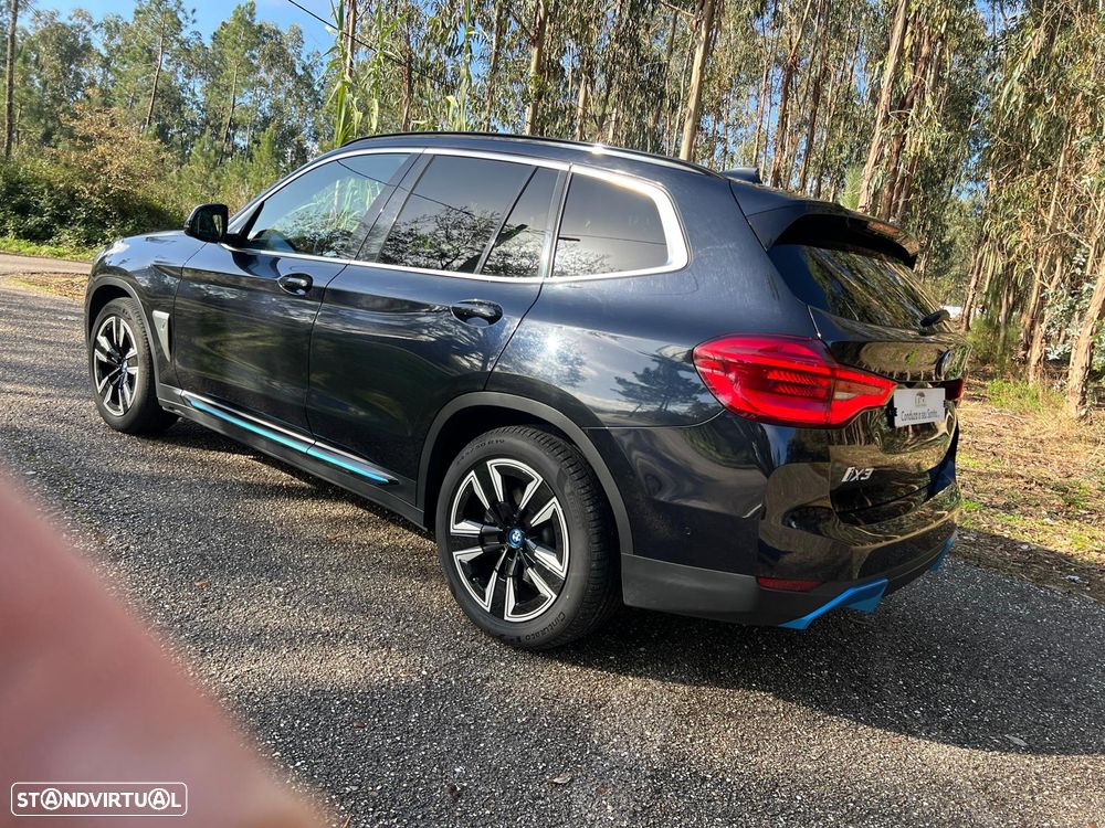 BMW iX3 Inspiring - 16