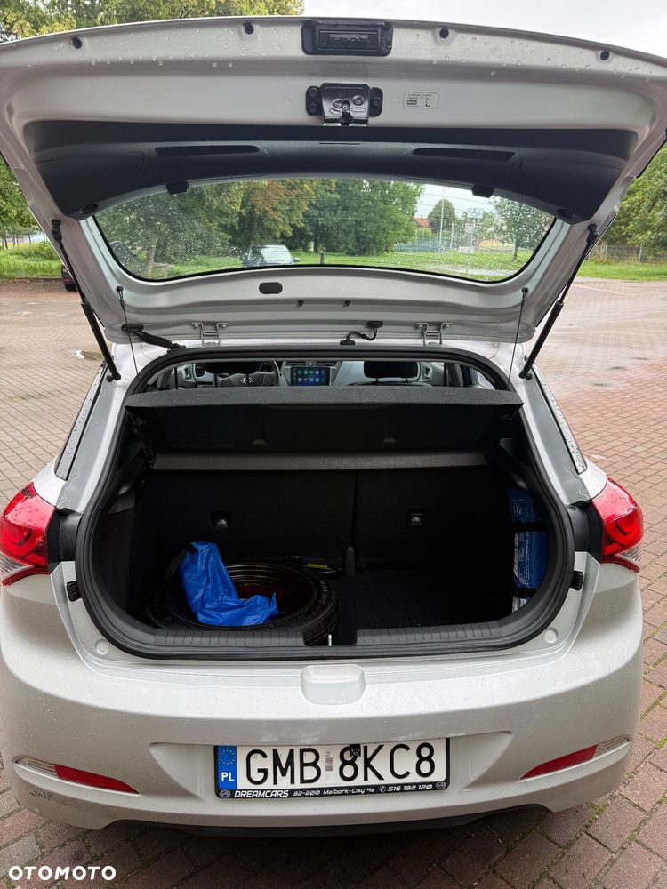 Hyundai i20 1.2 Classic - 16