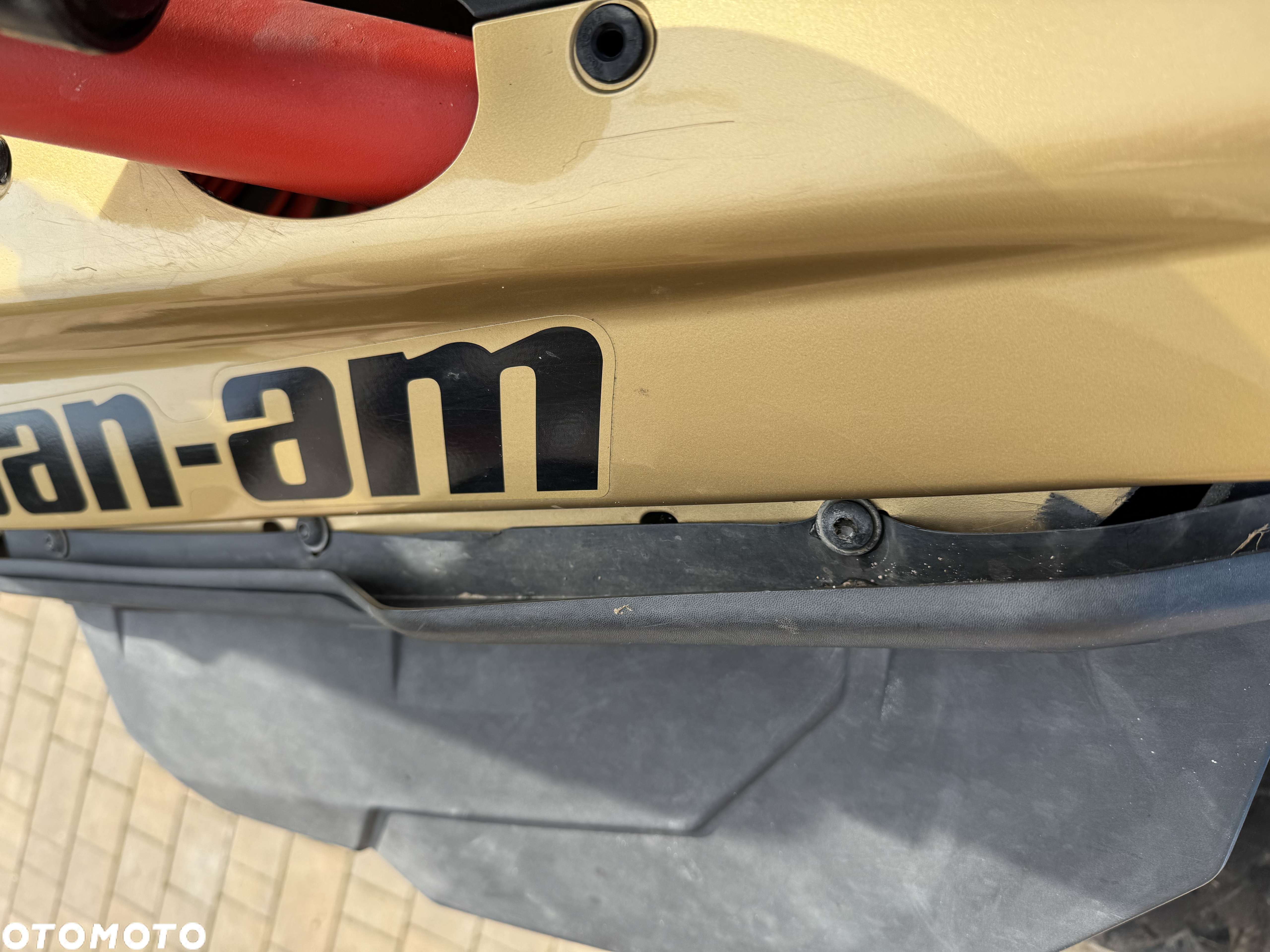 Can-Am Maverick - 11