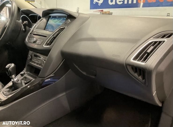 Ford Focus 1.5 EcoBoost Start-Stopp-System Titanium - 17