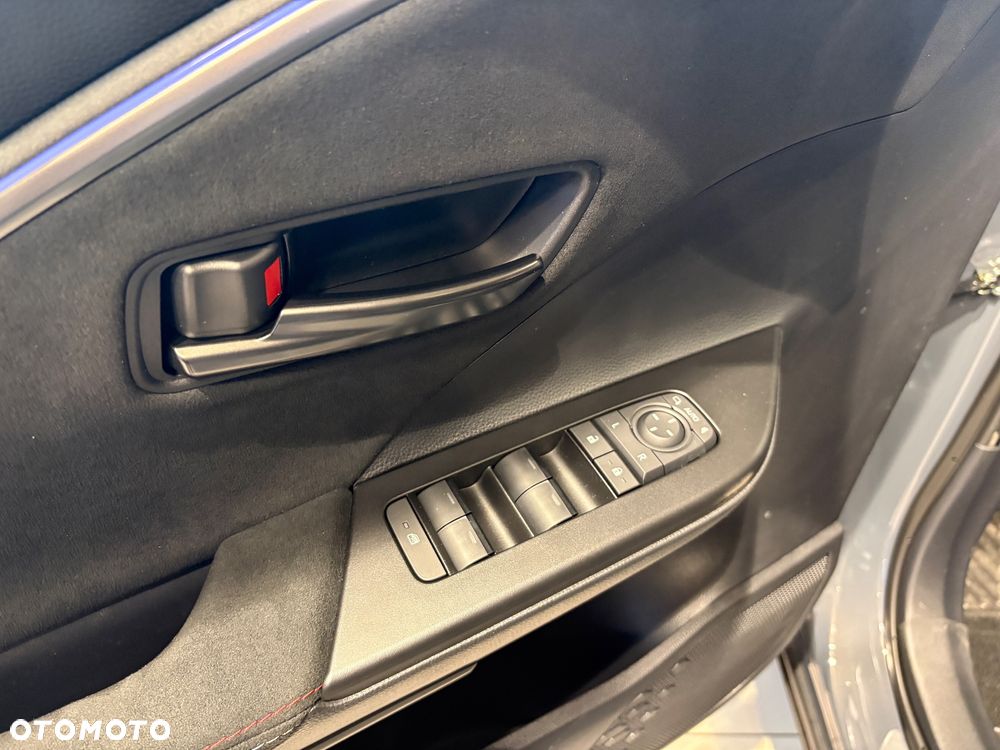 Toyota C-HR 2.0 Hybrid Dynamic Force GR Sport - 12