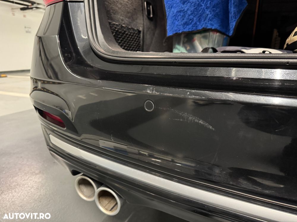 BMW Seria 3 320i Aut. Luxury Line - 30