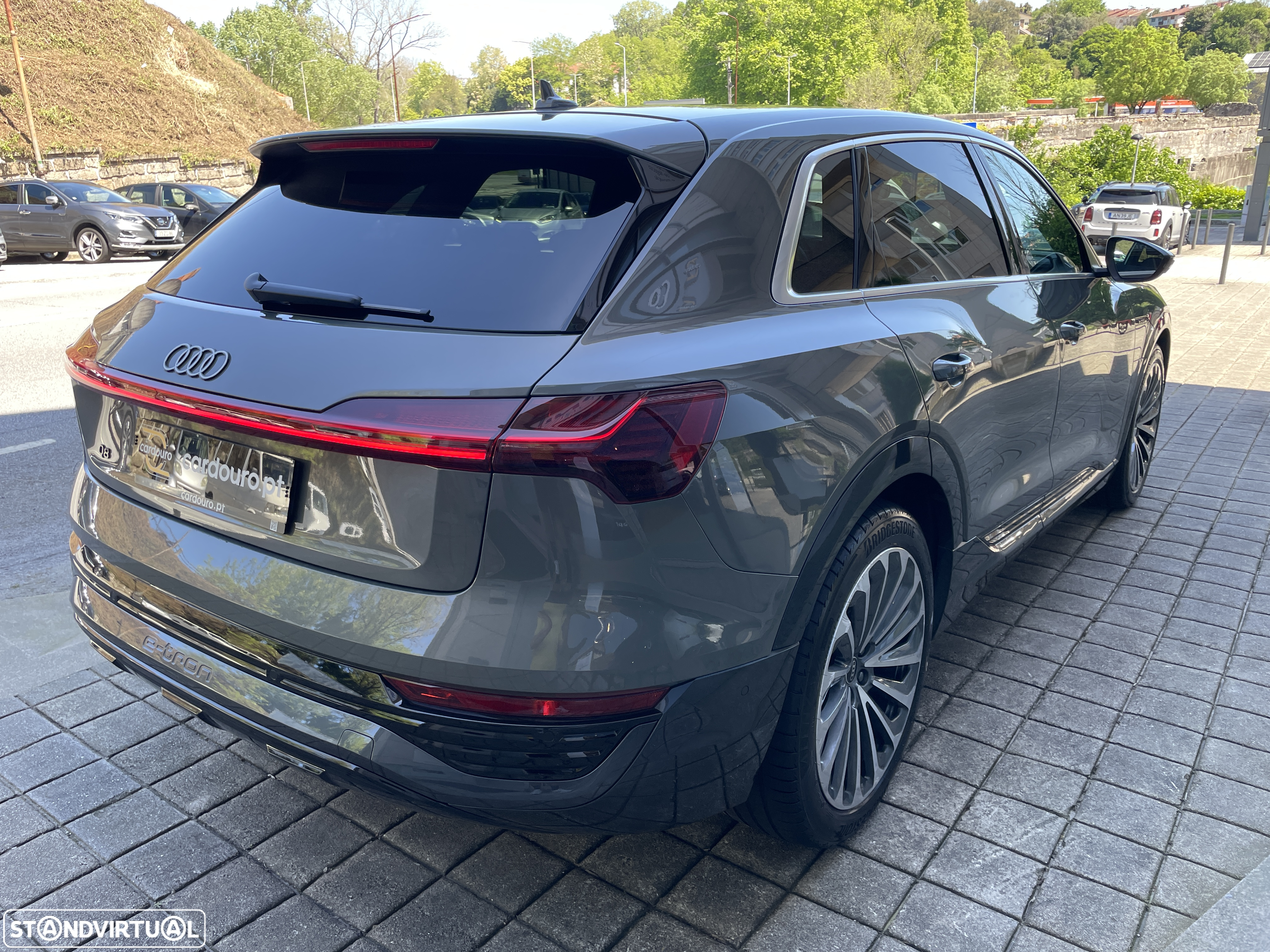 Audi Q8 e-Tron 55 quattro Advanced - 9