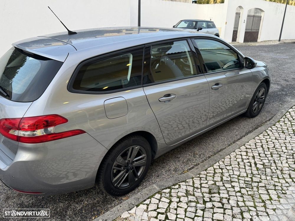 Peugeot 308 SW 1.5 BlueHDi Allure - 11