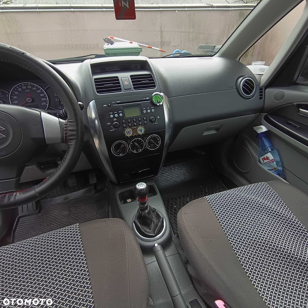 Suzuki SX4 - 3