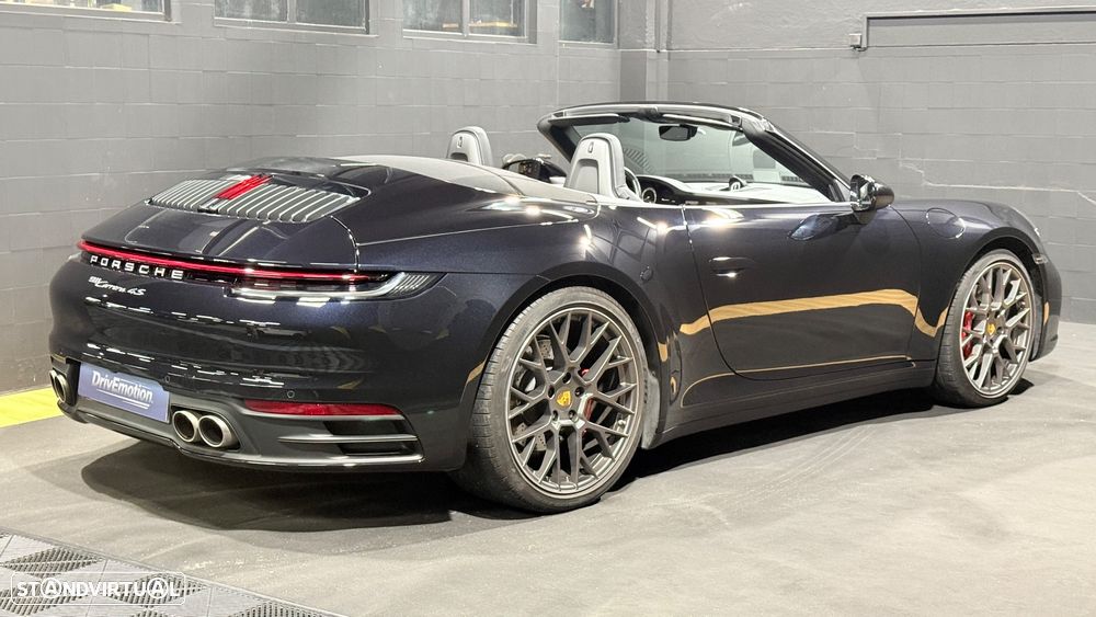 Porsche 911 (992) Carrera 4S PDK - 21