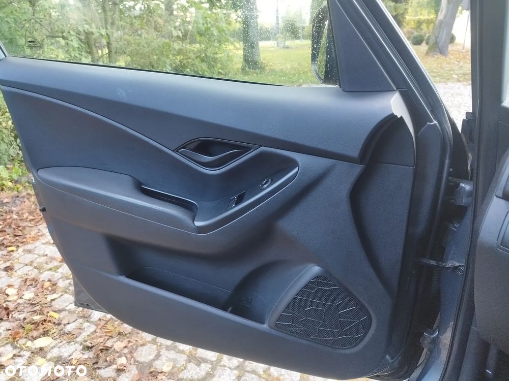 Hyundai ix20 - 10