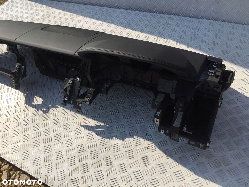 RANGE ROVER VOGUE L405 DESKA KONSOLA ANGLIK - 4