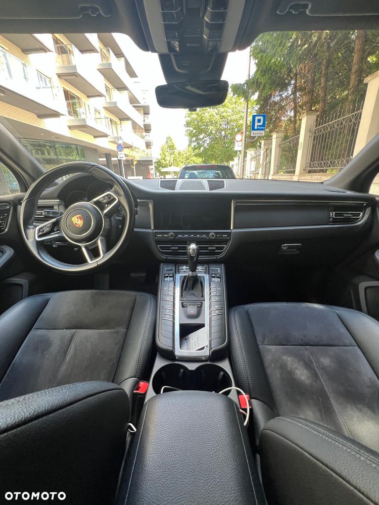 Porsche Macan - 18