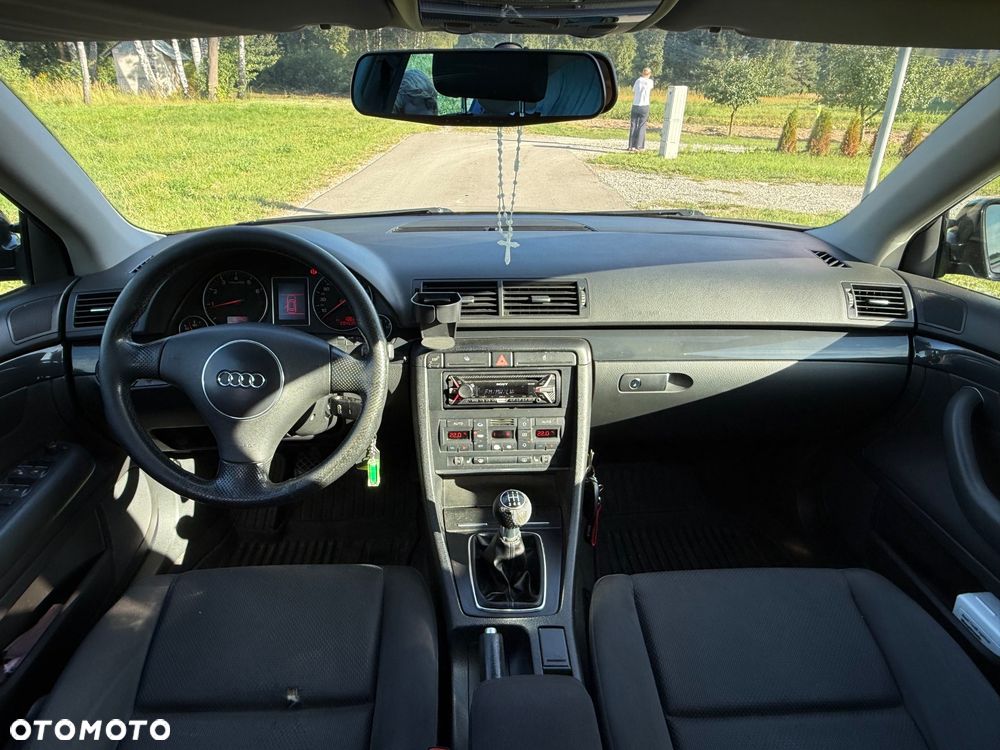 Audi A4 Avant 1.8 T - 12