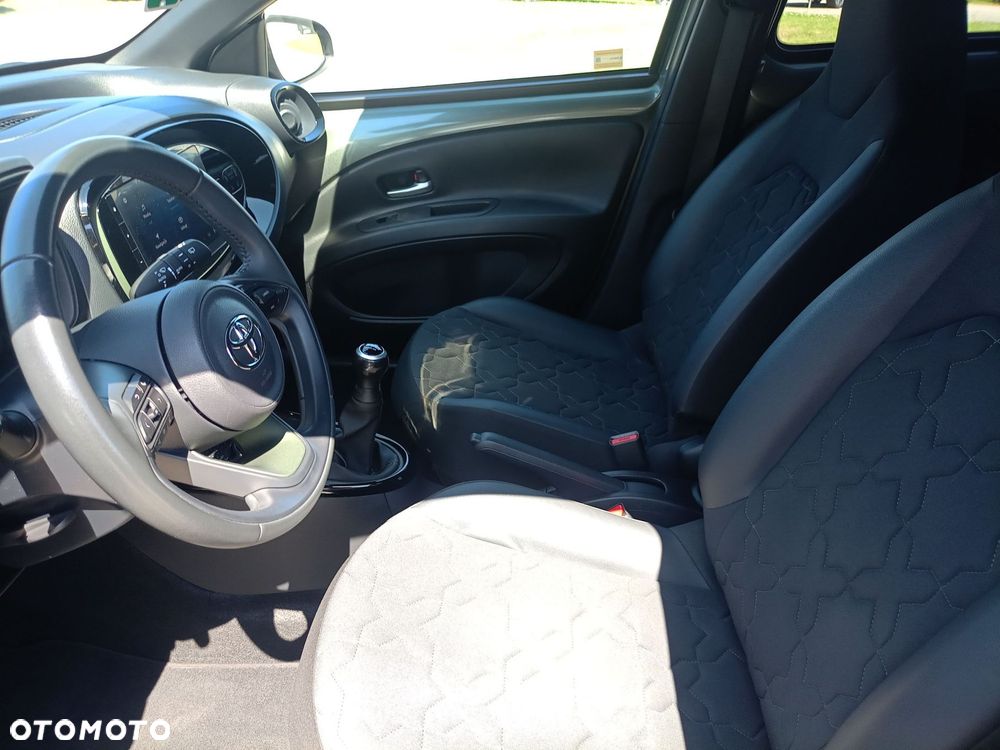 Toyota Aygo X - 11
