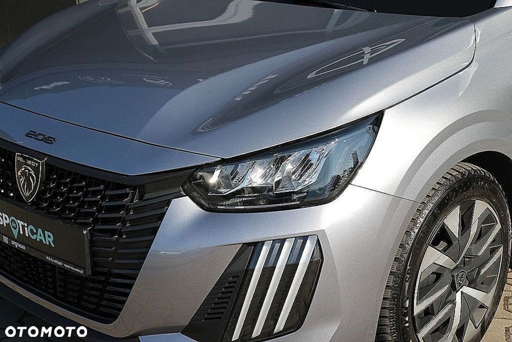 Peugeot 208 - 29