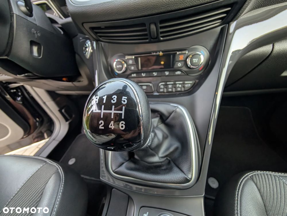 Ford Kuga 2.0 TDCi AWD Edition - 32